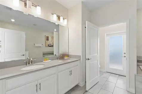 1524 Flange Drive Davenport FL 33896