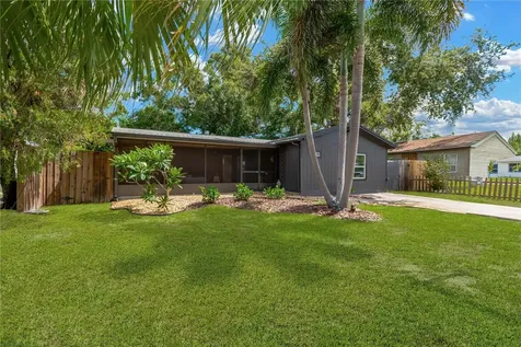 5205 13th Avenue S Gulfport FL 33707