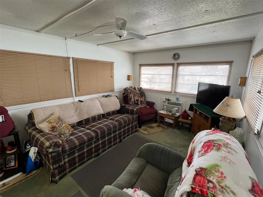 12674 Seminole Boulevard Largo FL 33778