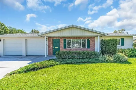 3909 18th Avenue W Bradenton FL 34205