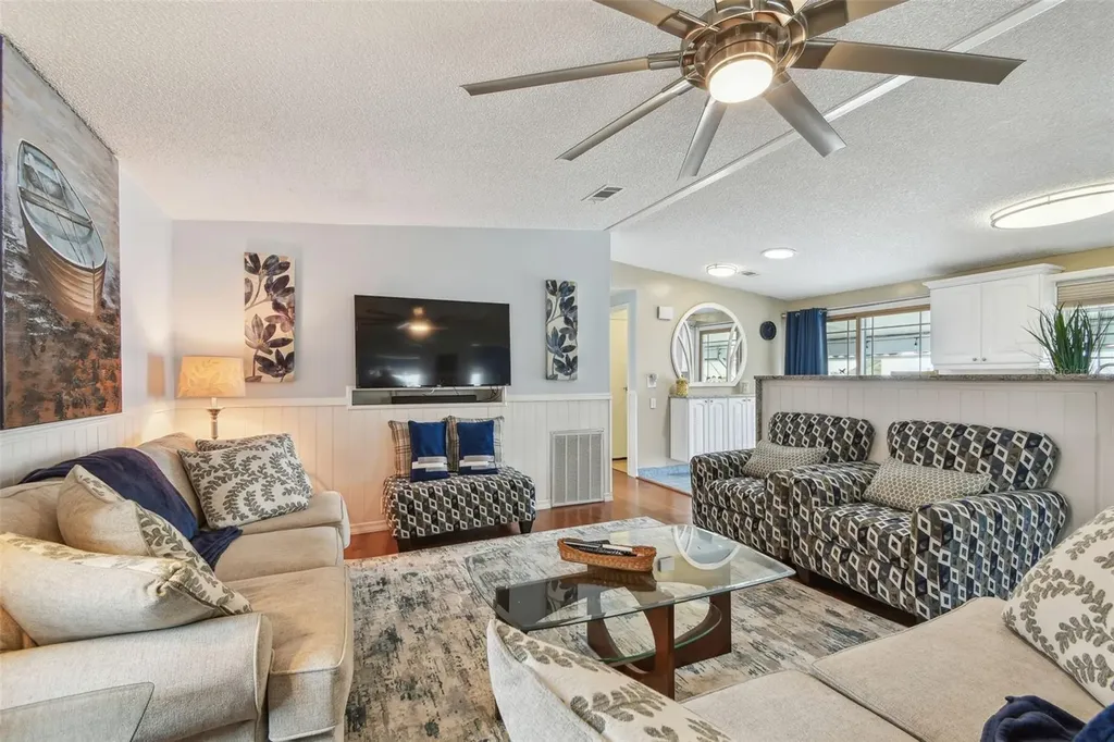 12651 Seminole Boulevard Largo FL 33778