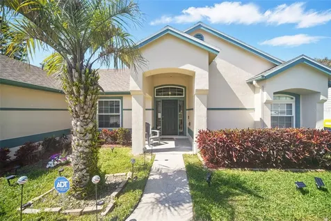 872 High Pointe Circle Minneola FL 34715