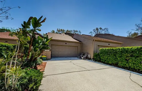 30 Woodridge Circle Oldsmar FL 34677