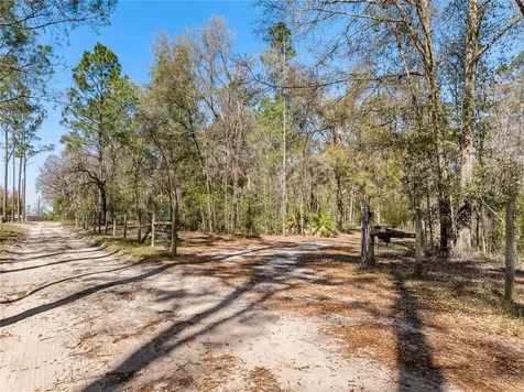 3310 NE 64th Avenue High Springs FL 32643