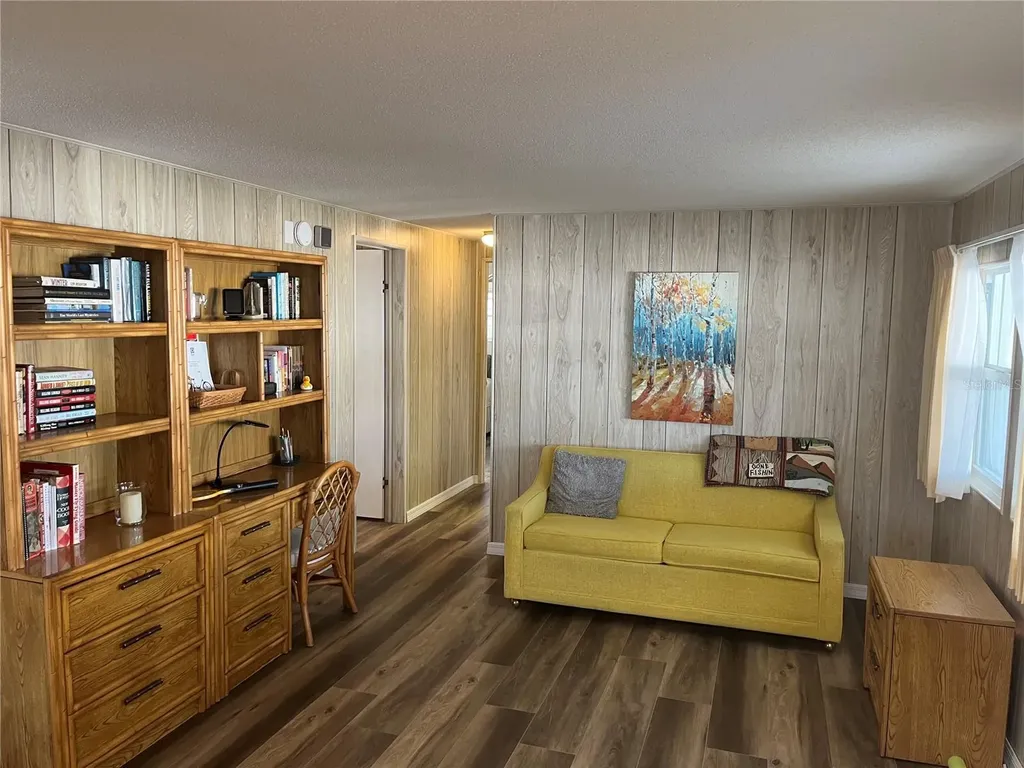 532 Via Veneto Venice FL 34285