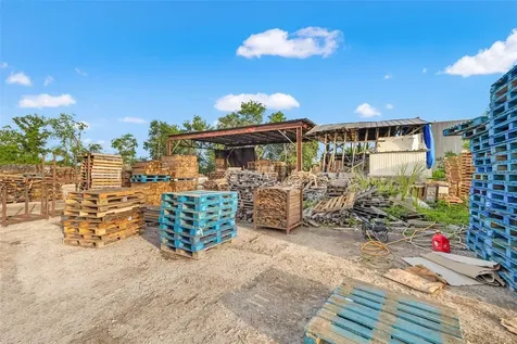 6755 33rd Street E Sarasota FL 34243