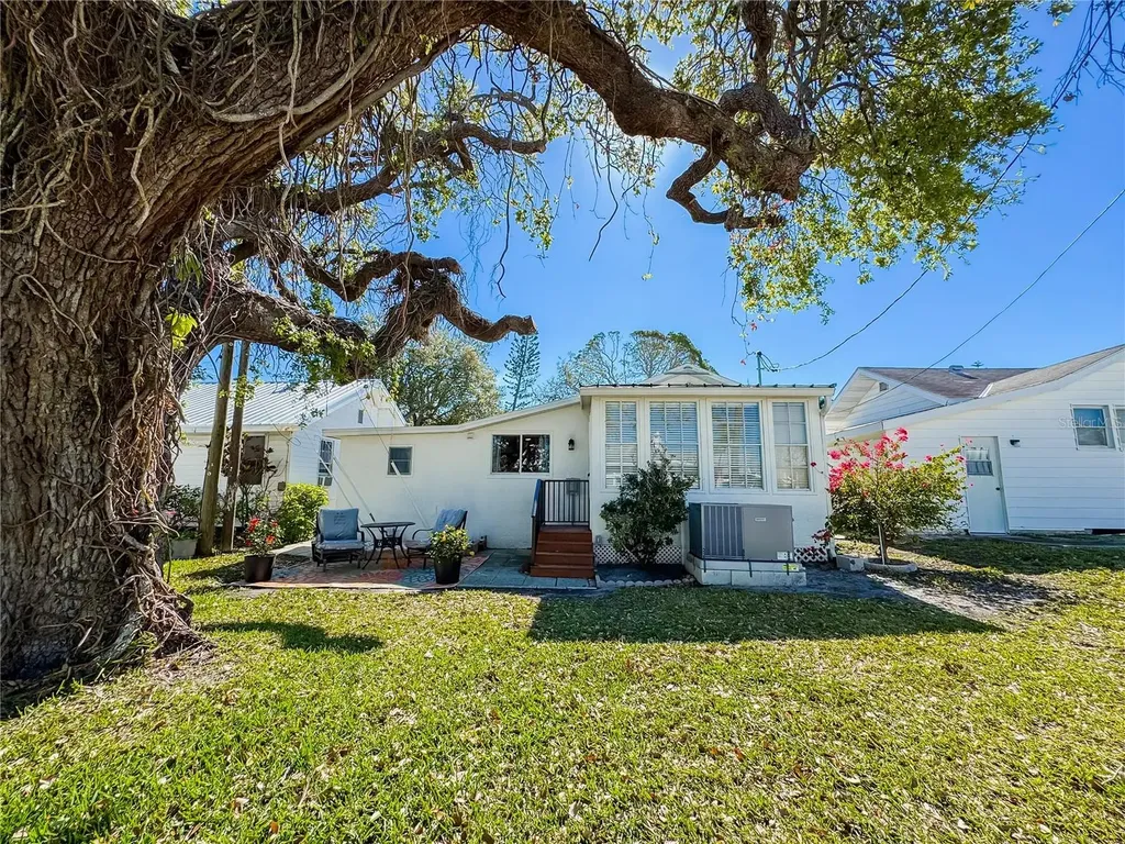4 Braden Castle Drive Bradenton FL 34208