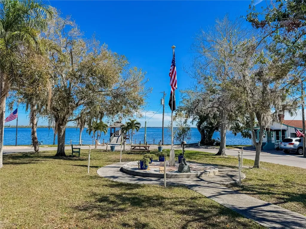 4 Braden Castle Drive Bradenton FL 34208