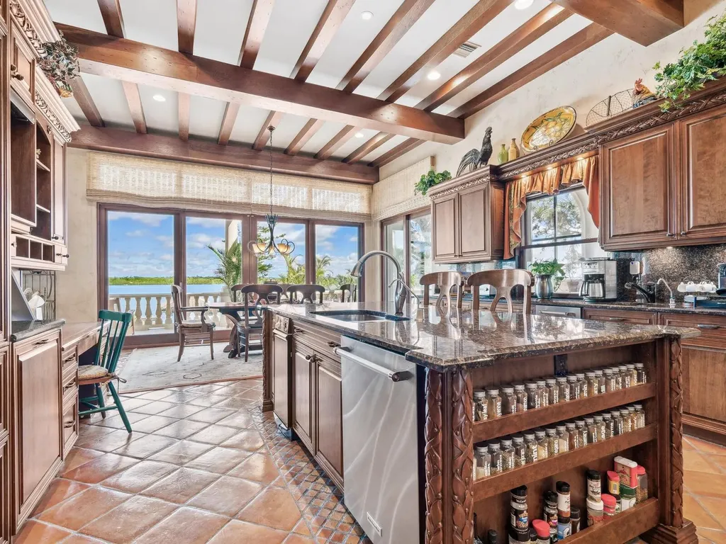 1216 N Casey Key Road Osprey FL 34229