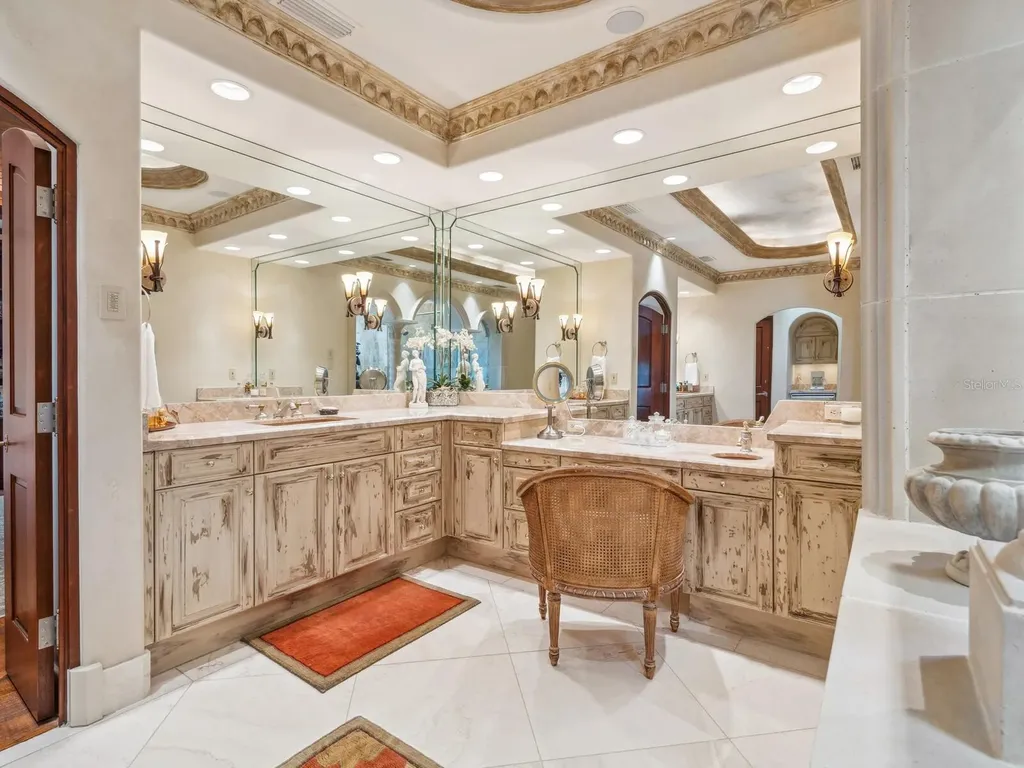 1216 N Casey Key Road Osprey FL 34229