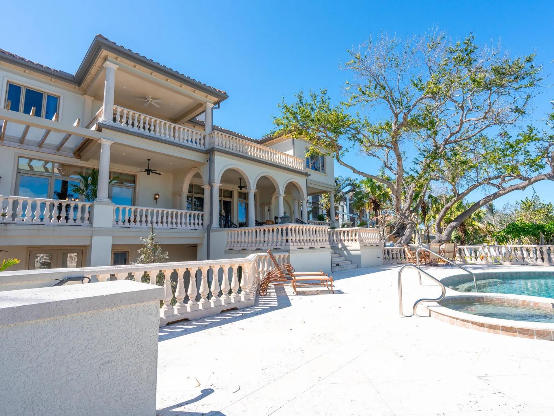 1216 N Casey Key Road Osprey FL 34229