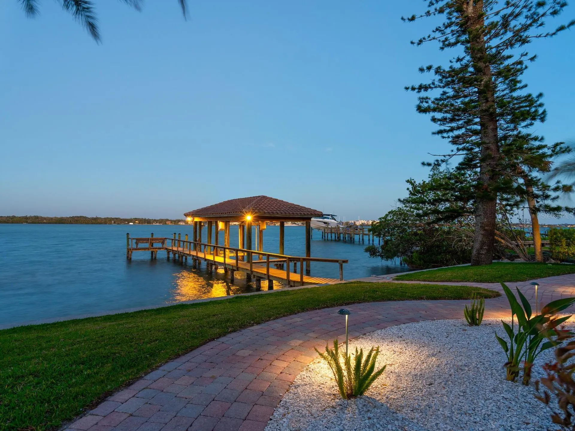 1216 N Casey Key Road Osprey FL 34229