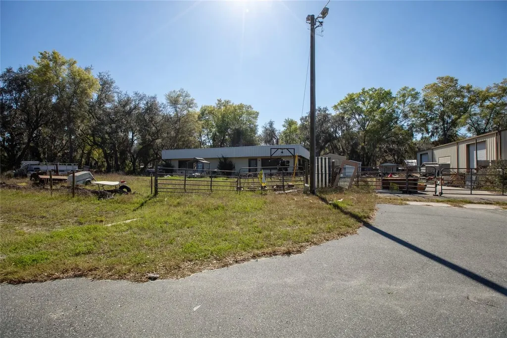8790 State Road 21 Melrose FL 32666
