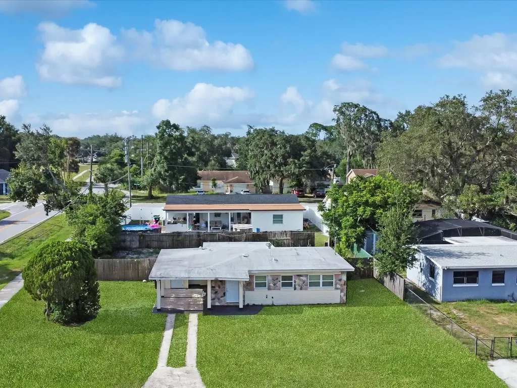 8101 Dominguin Street Orlando FL 32817