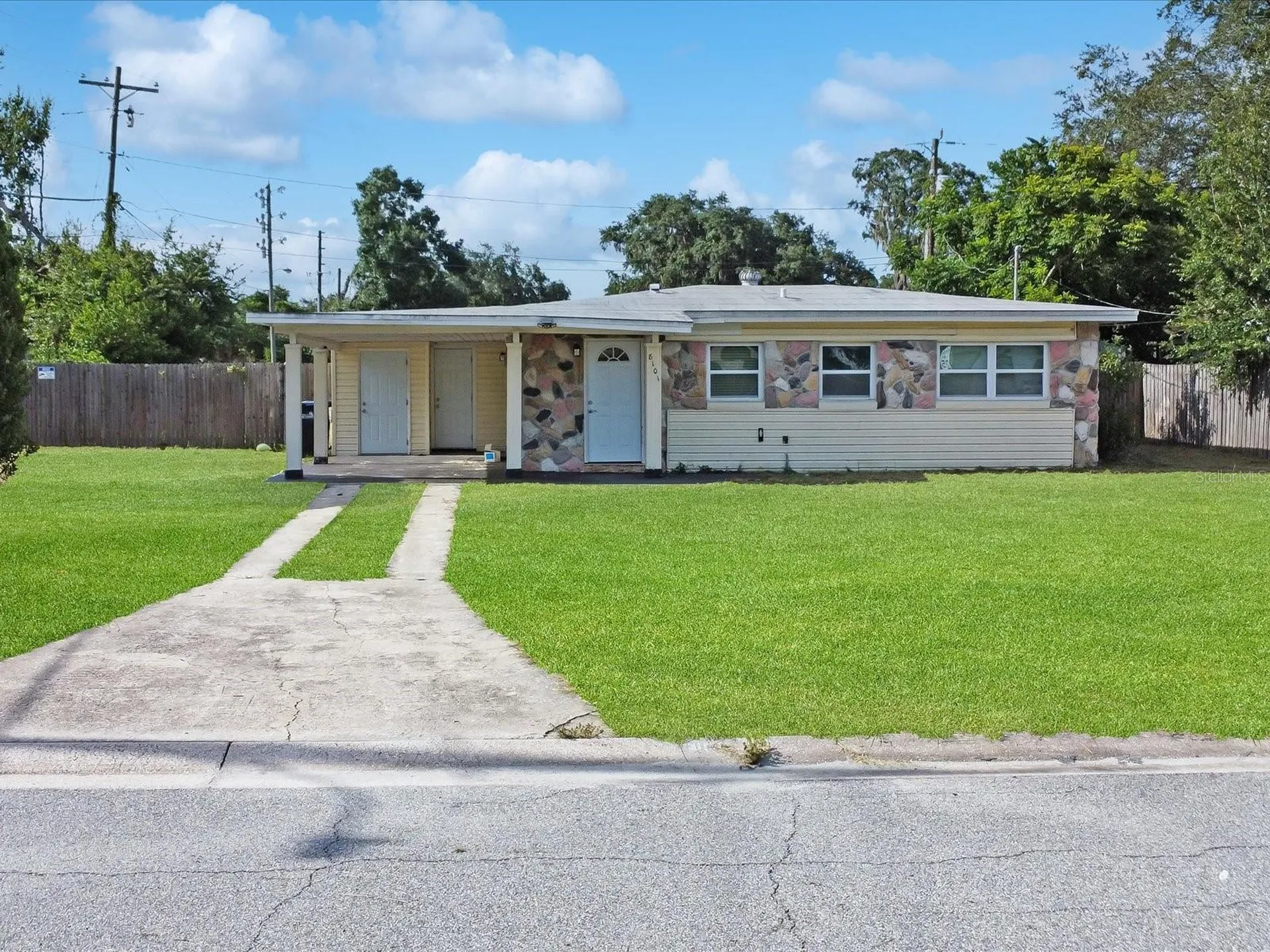 8101 Dominguin Street Orlando FL 32817