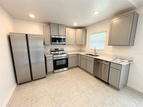 137 Maple Drive W Kissimmee FL 34759