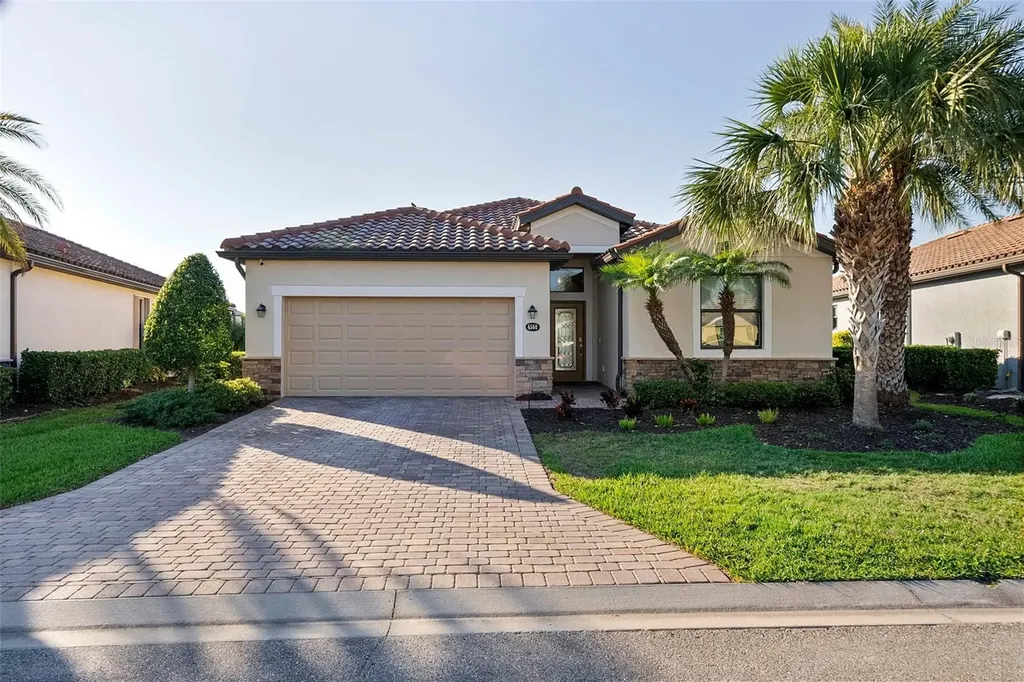 6560 Willowshire Way Bradenton FL 34212