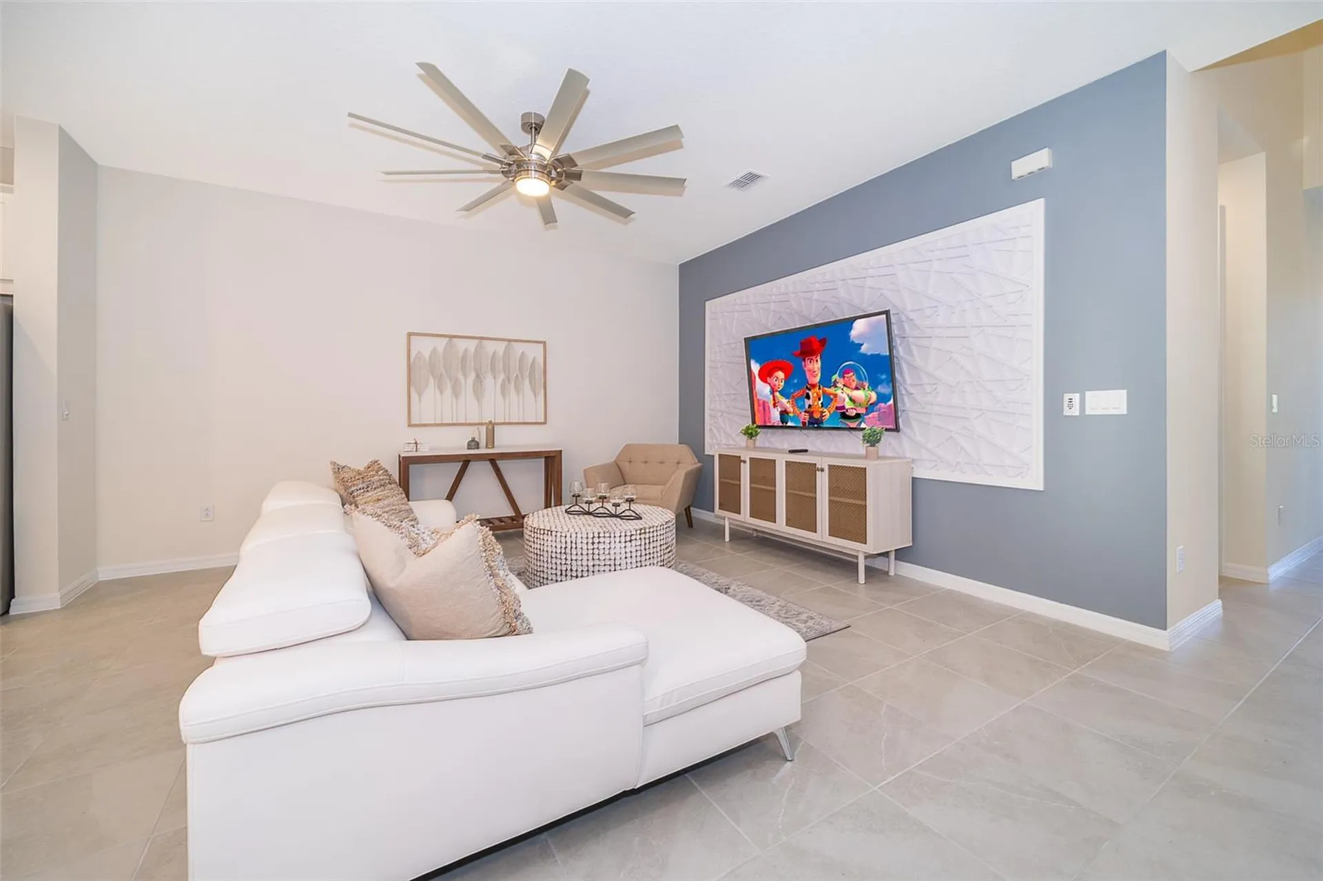 1696 Tropical Palms Circle Kissimmee FL 34747