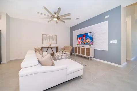 1696 Tropical Palms Circle Kissimmee FL 34747
