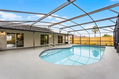 2335 Montano Street Deltona FL 32738