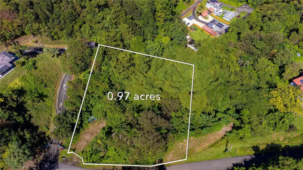 Urb. Haciendas Del Dorado Calle Guayacan A30 Toa Alta PR 00953
