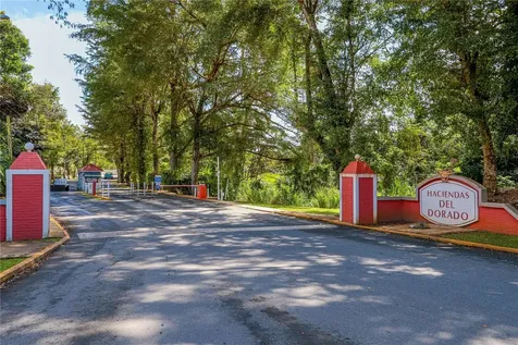 Urb. Haciendas Del Dorado Calle Guayacan A30 Toa Alta PR 00953