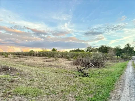 000 SE SE 165th Avenue Weirsdale FL 32195