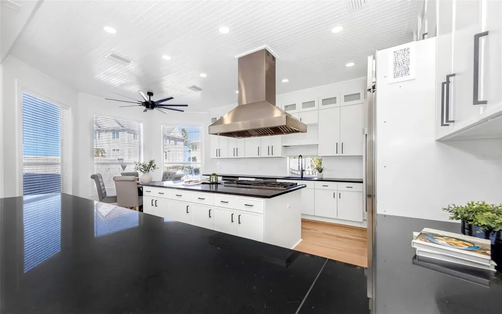 606 Indiana Avenue Crystal Beach FL 34681