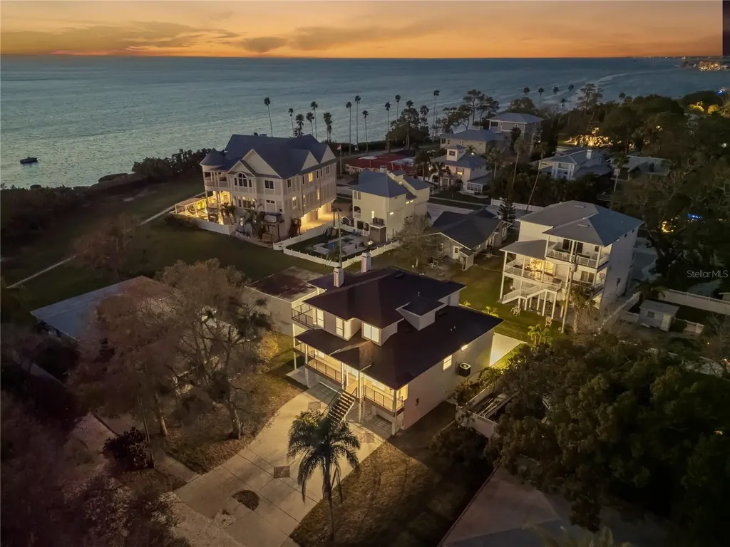 606 Indiana Avenue Crystal Beach FL 34681