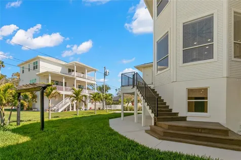 606 Indiana Avenue Crystal Beach FL 34681