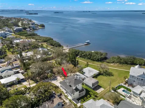 606 Indiana Avenue Crystal Beach FL 34681
