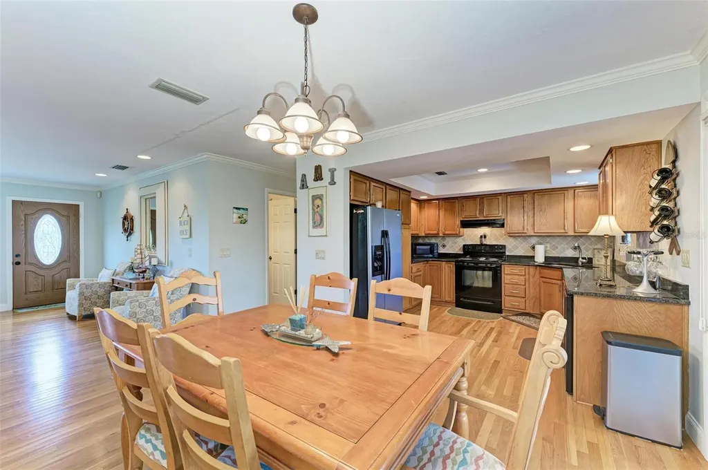 526 Loquat Drive Anna Maria FL 34216