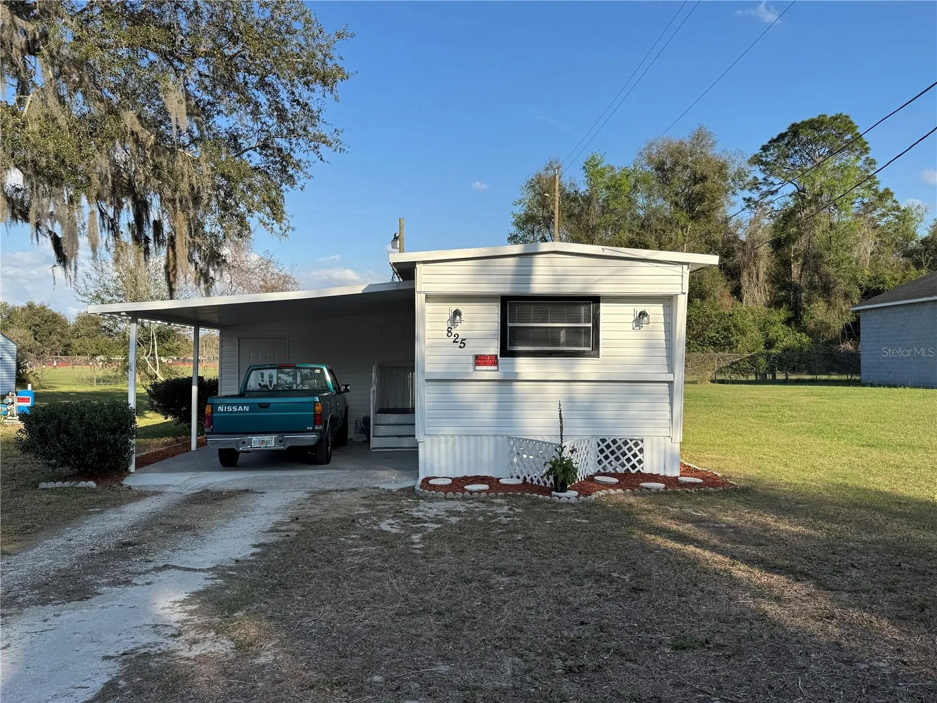 825 Cr 481 Lake Panasoffkee FL 33538