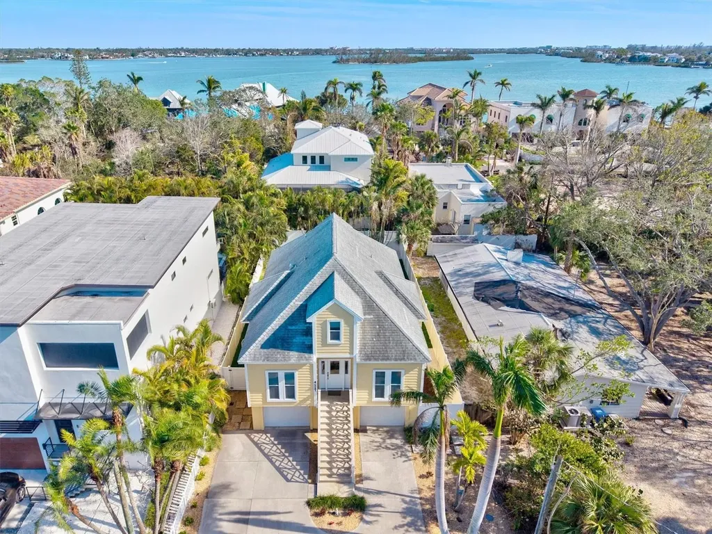 4117 Roberts Point Circle Sarasota FL 34242