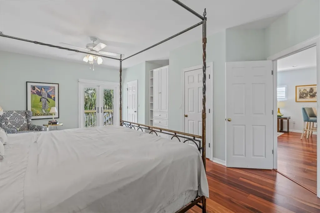 4117 Roberts Point Circle Sarasota FL 34242
