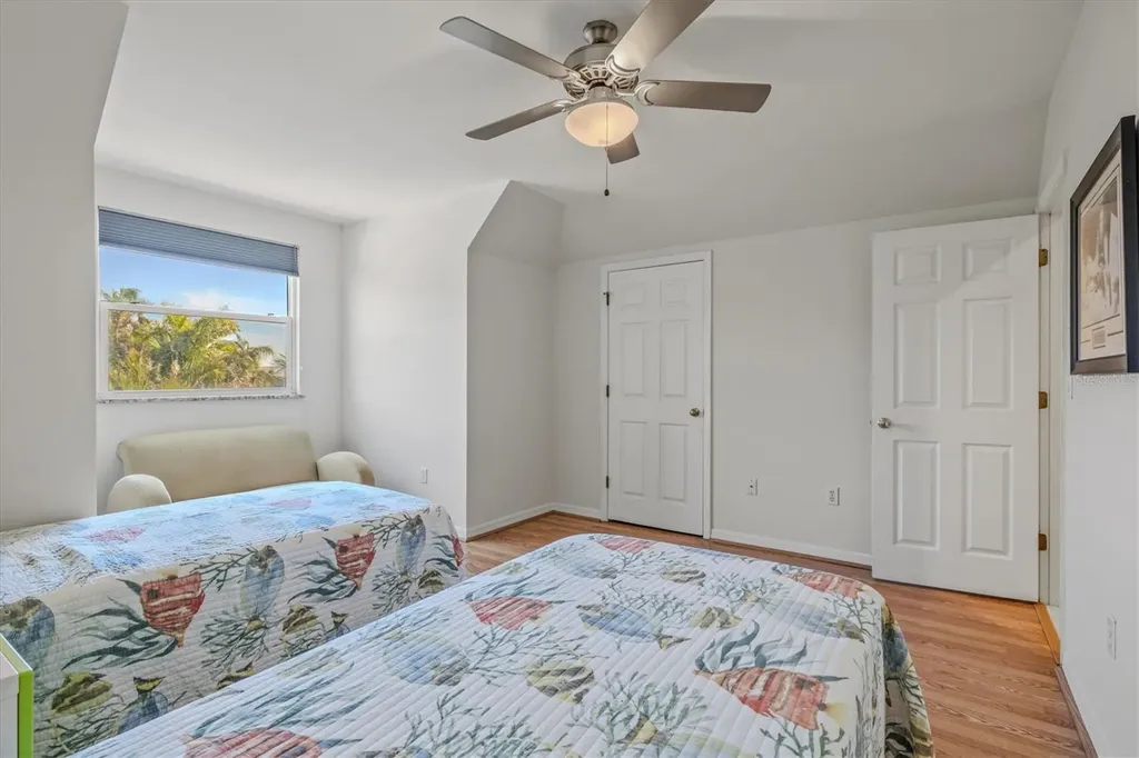 4117 Roberts Point Circle Sarasota FL 34242