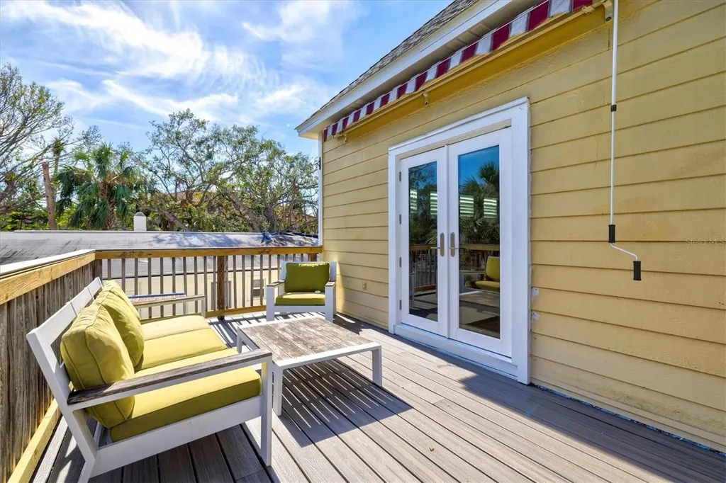 4117 Roberts Point Circle Sarasota FL 34242