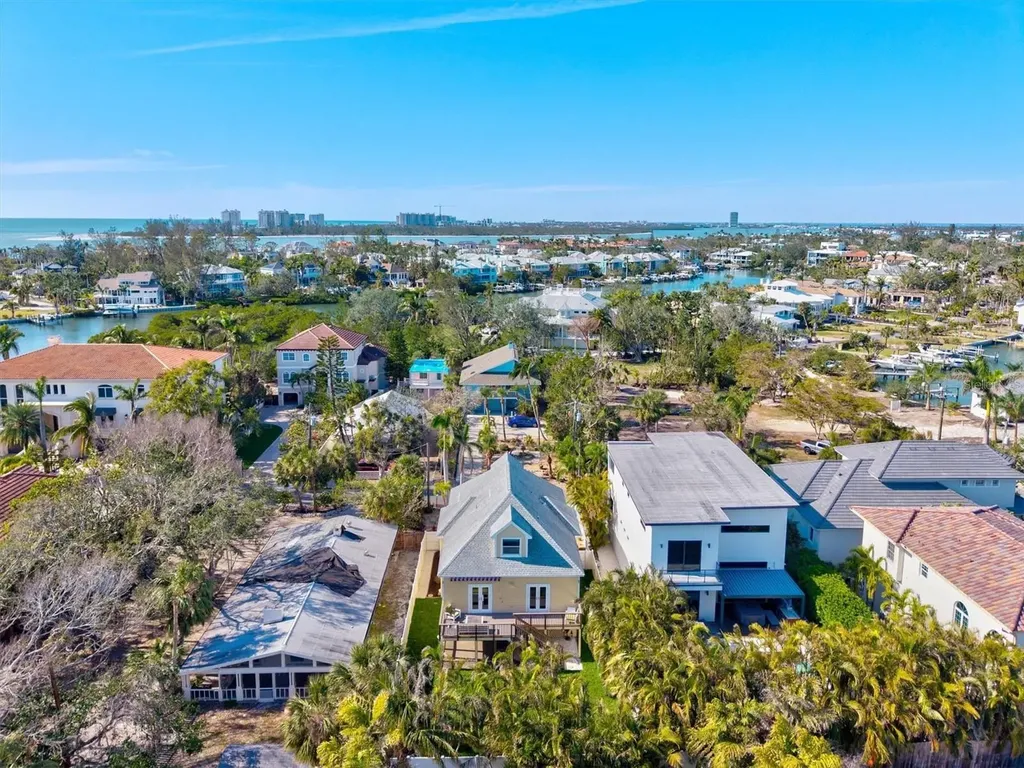 4117 Roberts Point Circle Sarasota FL 34242