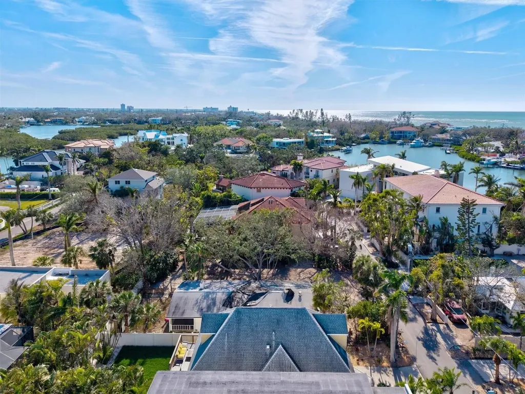 4117 Roberts Point Circle Sarasota FL 34242