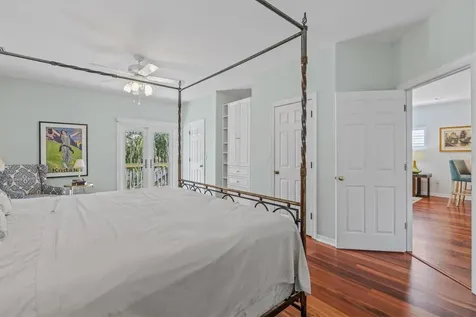 4117 Roberts Point Circle Sarasota FL 34242