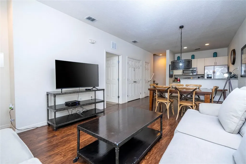 5354 Diplomat Court Kissimmee FL 34746