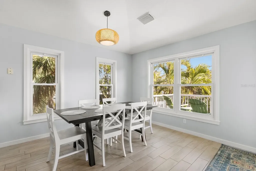 527 Magnolia Avenue Anna Maria FL 34216