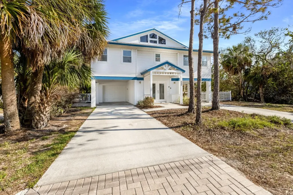 527 Magnolia Avenue Anna Maria FL 34216