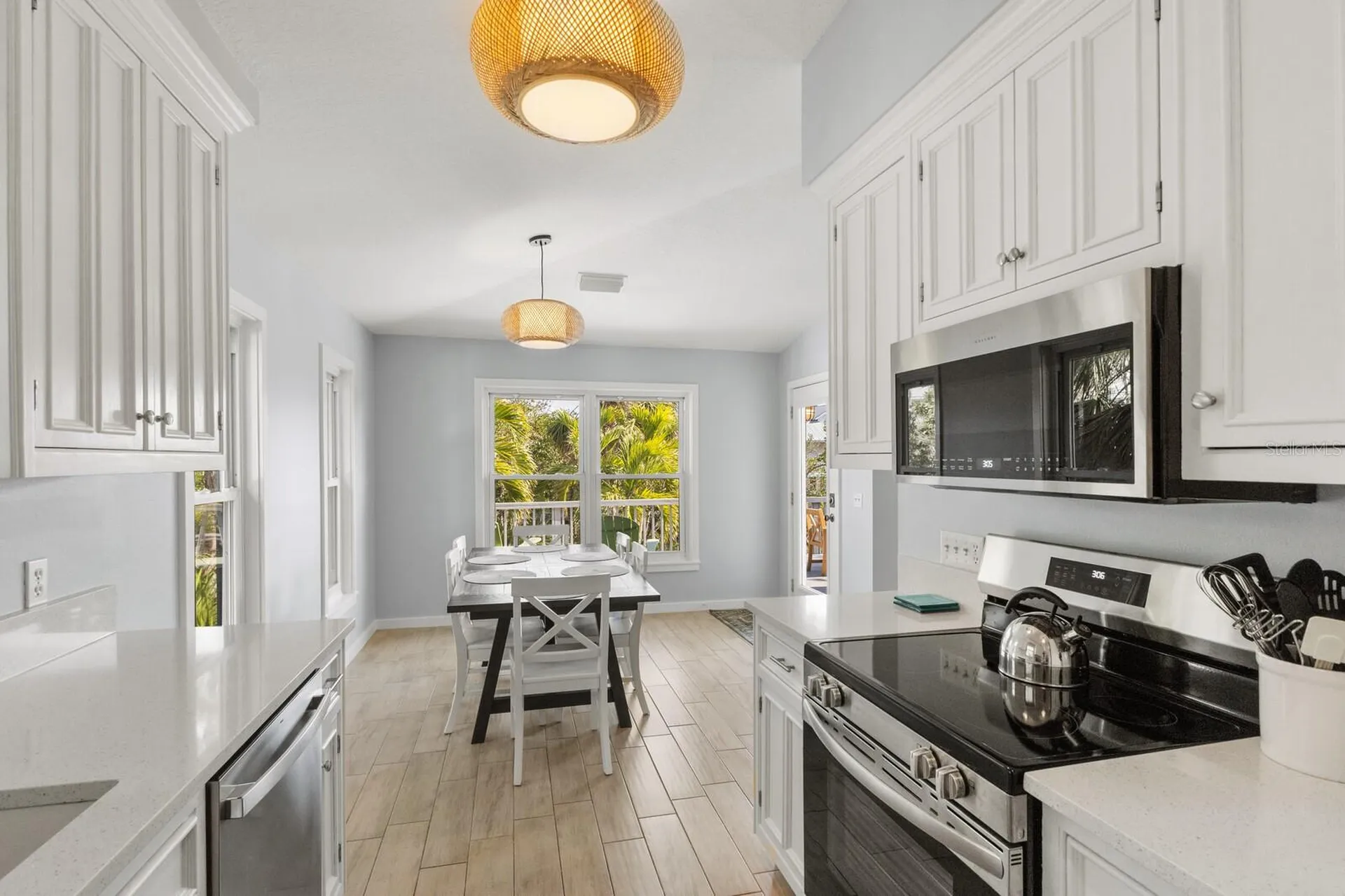 527 Magnolia Avenue Anna Maria FL 34216