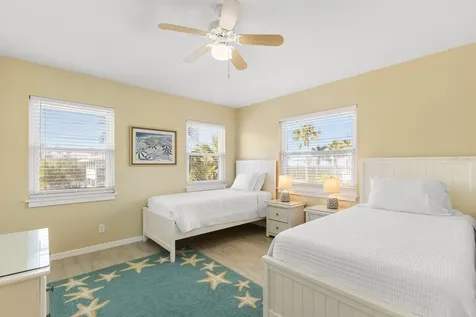 527 Magnolia Avenue Anna Maria FL 34216