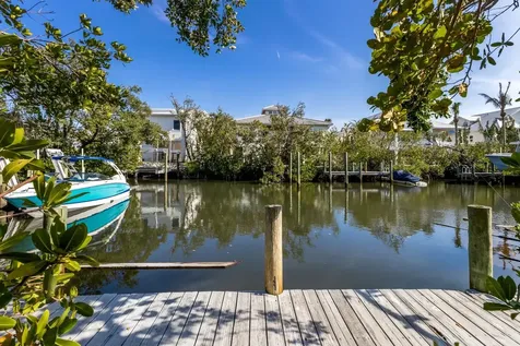 527 Magnolia Avenue Anna Maria FL 34216