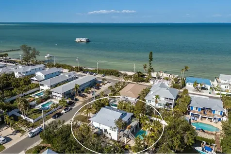 527 Magnolia Avenue Anna Maria FL 34216