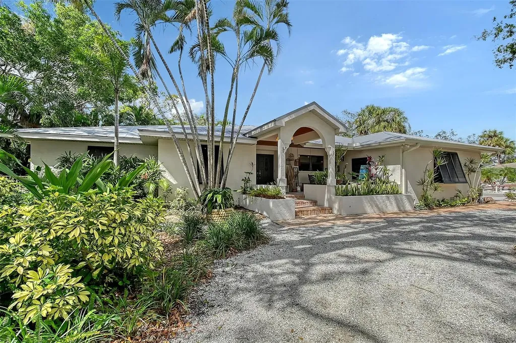 1188 Tahiti Parkway Sarasota FL 34236
