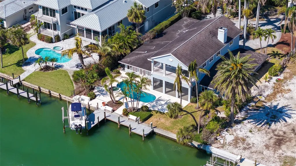 732 Siesta Drive Sarasota FL 34242