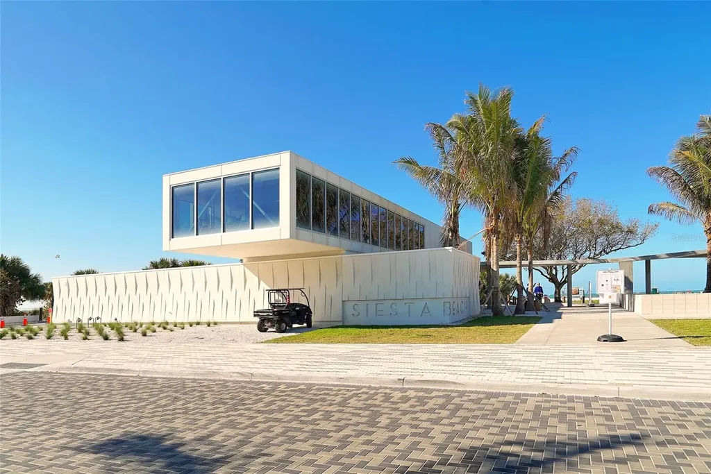 732 Siesta Drive Sarasota FL 34242